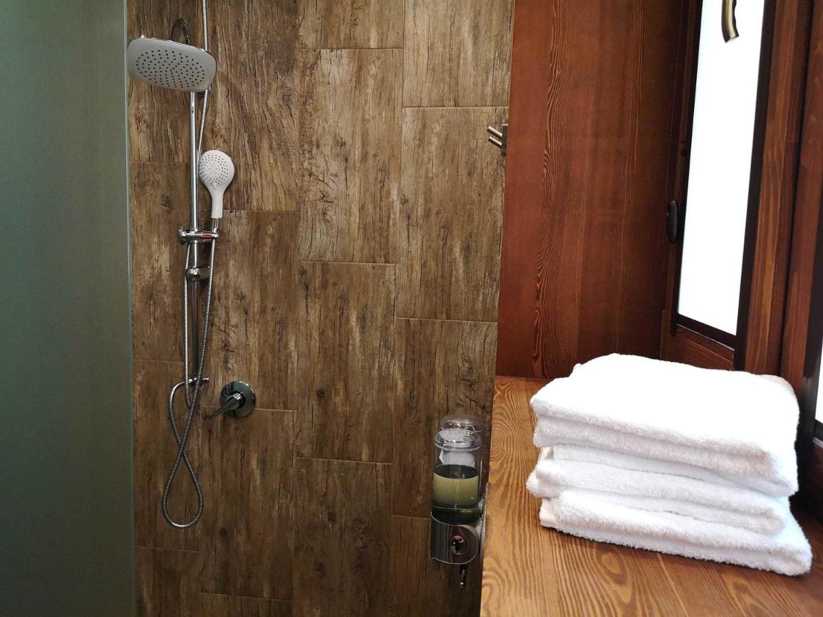 Pinus Villas Lodge With Private Jacuzzi & Phyto-Sauna Retreat Zheleznitsa 외부 사진